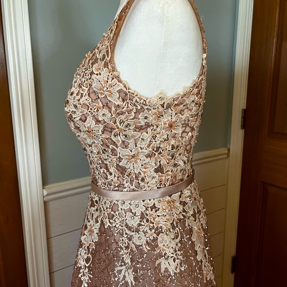 Stunning Andrea & Leo Couture Rose Gold  Sparkle, Embellished Prom Dress Sz 8 - Picture 8 of 15
